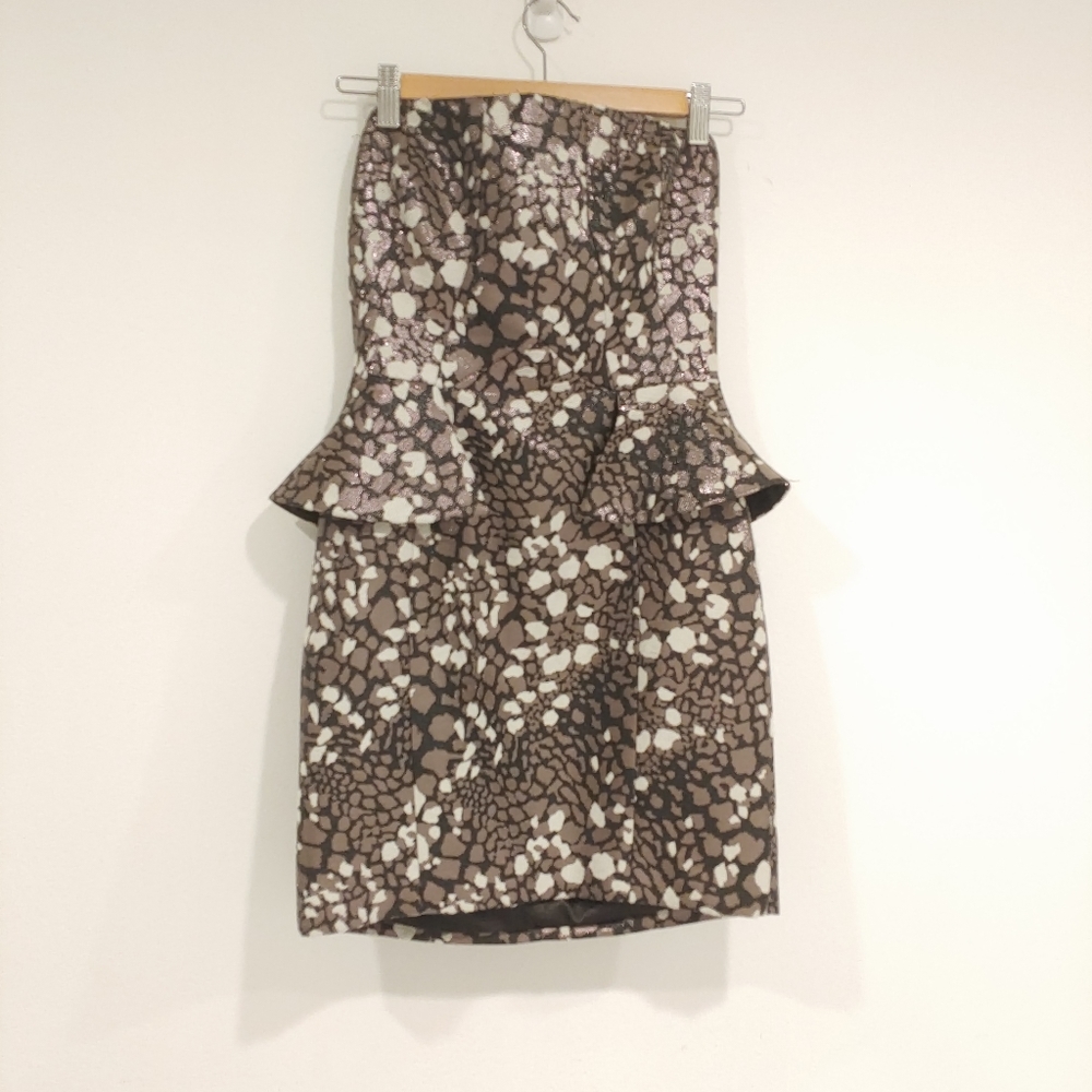 Animal print strapless mini peplum dress